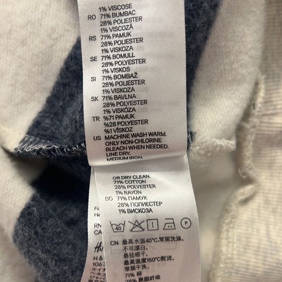 U88- Divided (H&M) Blue Gray Stripe Cowl Neck Sweatshirt Sweater Size Medium - Picture 7 of 7